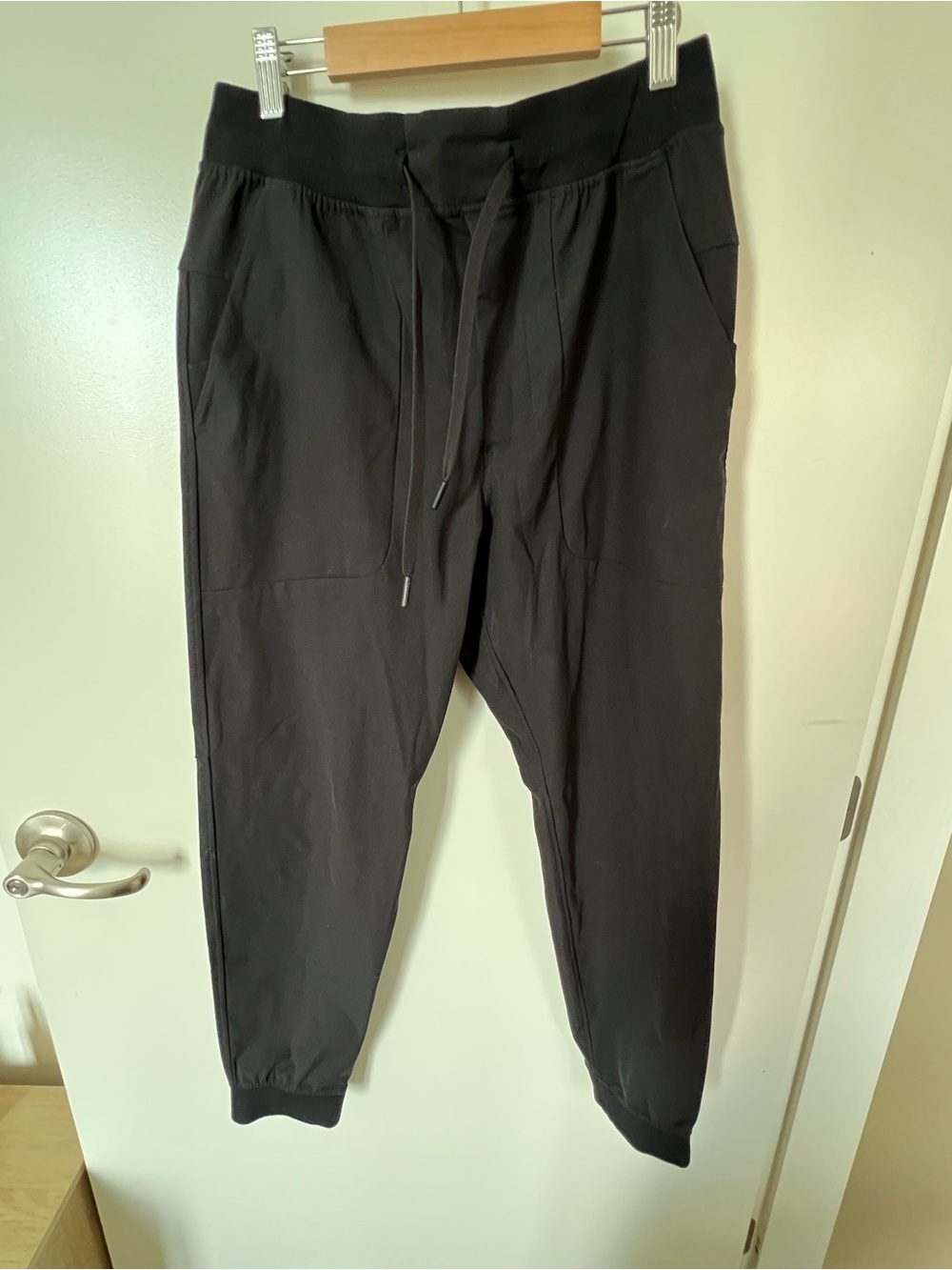 Lululemon Men's Black Jogger Pants